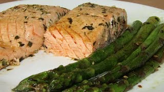 Salmon a la Plancha al Limon con Esparragos [upl. by Arayc]