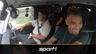 Hier zeigt KevinPrince Boateng Ronaldinho sein Berlin  SPORT1 [upl. by Butcher]