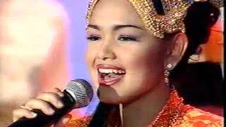 Siti Nurhaliza  Cindai 1998 LIVE [upl. by Mariel]