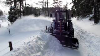 Valmet 455 snöröjning med Ilsbo snöslunga [upl. by Peyter565]