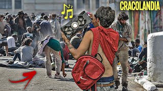 COLOQUEI A MÚSICA ILUSÂO “CRACOLÂNDIA” DENTRO DA CRACOLANDIA ‹‹ Me Arrependi ›› [upl. by Bywoods111]