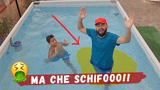 VITO HA FATTO LA PIPI IN PISCINA disgustoso [upl. by Yerroc]