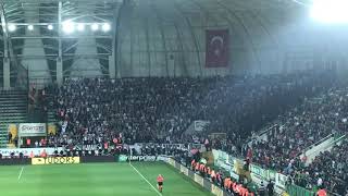 Akhisarspor 03 Beşiktaş  Karşılıklı İzmir marşıMUSTAFA KEMALİN ASKERLERİYİZ [upl. by Ennovy]