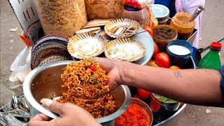 Spiciest Jhal Muri of Kolkata  Bhel Puri Chaat  Indian Street Food [upl. by Lehcin]