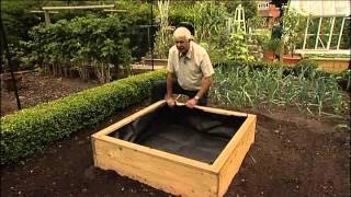 Harrod Horticultural Wooden Raised Beds amp Liners [upl. by Schechinger]