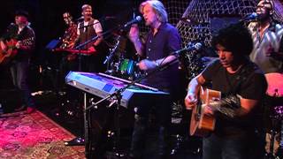 Hall amp Oates  Rich Girl Live [upl. by Battiste760]