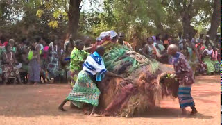 Travel Memories Togo zangbeto and dancers n°3 [upl. by Marigolda]