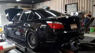 BMW M5 E60 V10 Dyno test screaming sound [upl. by Rheba]