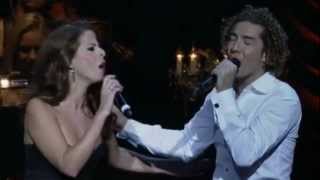 David Bisbal y Pastora Soler  Adoro  Julio [upl. by Akyre]