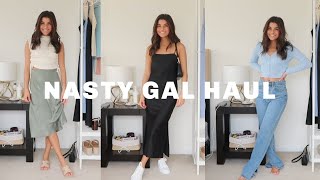 NASTY GAL SPRING OUTFITS  Viviane Audi [upl. by Hsirt]