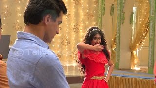 Naira and Kartik aka Shivangi and Mohsins DANCE in Yeh Rishta kya Kehlata hai [upl. by Loux]