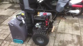 2015 yardworks snowblower [upl. by Atrebla703]