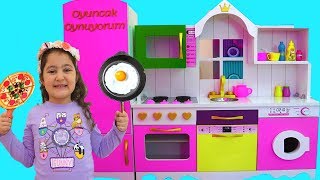 Masal amp Öykü Pretend Play with DELUXE Kitchen Toy Set  fun Kids video [upl. by Hammer]