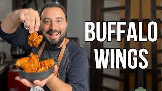 ¡Cómo hacer Alitas de Pollo Picantes  Receta Buffalo Wings [upl. by Aneetsirhc]